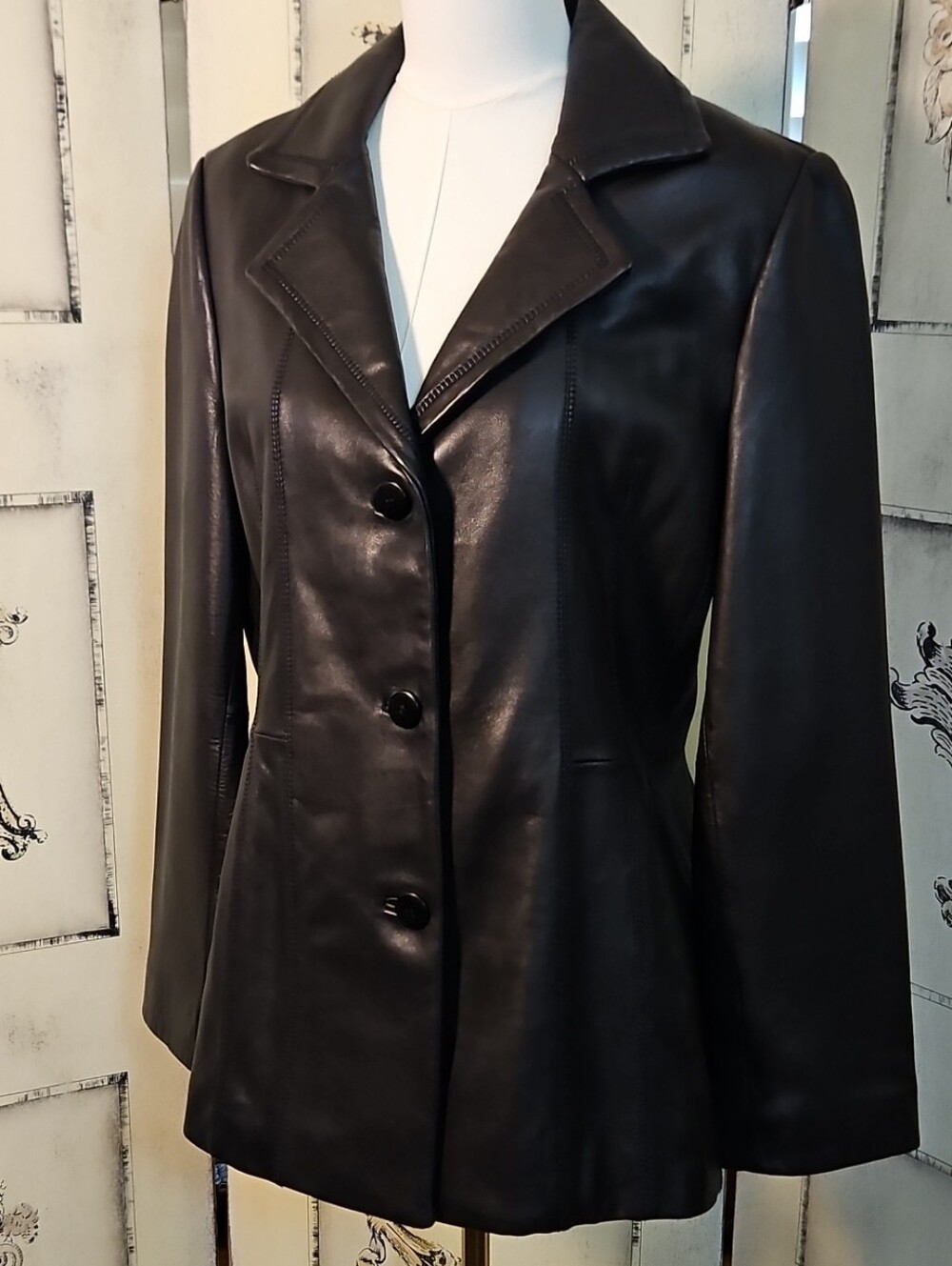 Vintage Avanti Black Leather 3 Button-Front Women's Jacket